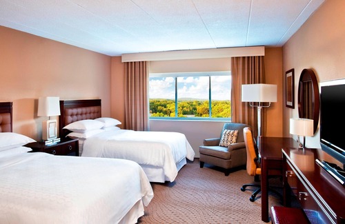 Framingham Hotel | Sheraton Framingham Hotel & Conference Center