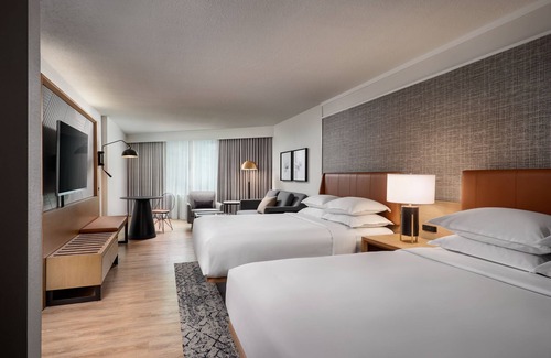 Mississauga Hotel | Sheraton Gateway Hotel In Toronto International Airport