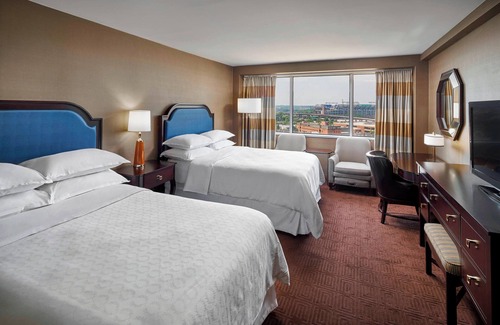 Downtown West Hotel | Sheraton Inner Harbor Hotel