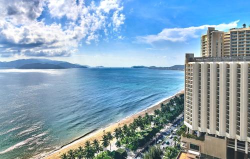 Tran Phu Beach Hotel | Sheraton Nha Trang Hotel & Spa