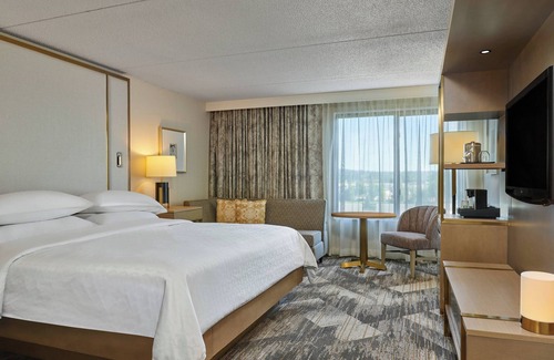 Portland Hotel | Sheraton Portland Airport Hotel