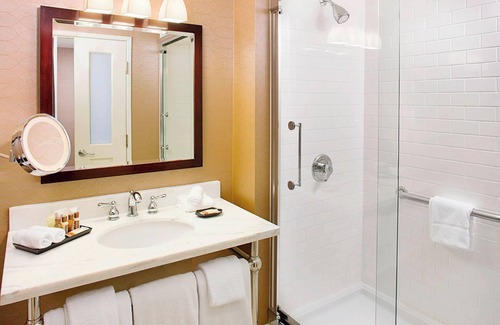 Rockville Hotel | Sheraton Rockville Hotel