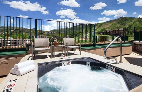 Steamboat Springs Condo | Sheraton Steamboat Resort Villas | Hotel Room