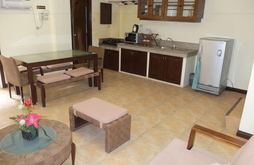 Manoc-Manoc Hotel | Sheridan Villas