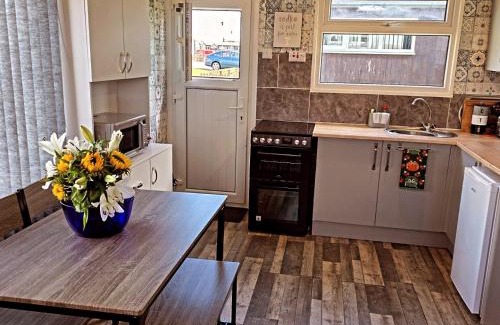 Withernsea Apartment | Sherman The Chalet