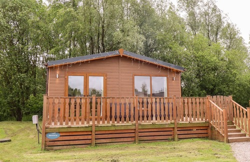 Yealand Conyers Cottage | SHERWOOD 33, pet friendly, with a garden in Carnforth