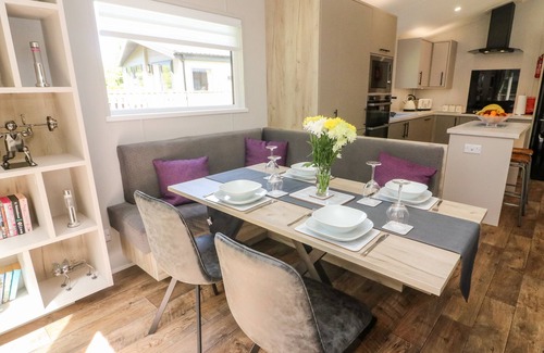 South Lakeland Leisure Village Cottage | Sherwood 34