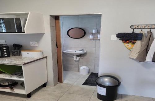 Port Elizabeth Apartment | Sherwood Cottage