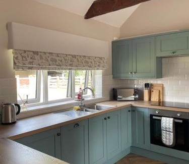 Alford House | Sherwood Lodge