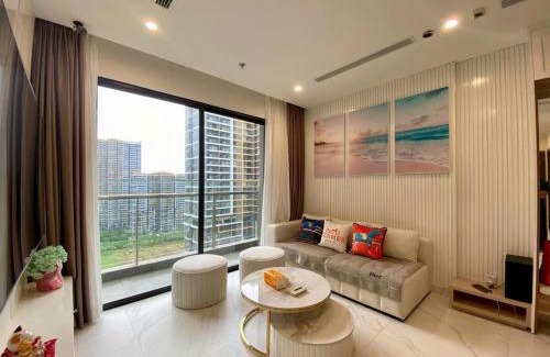 District 9 Apartment | Shi House- 2BR Building BE3 Beverly Modern & Quiet