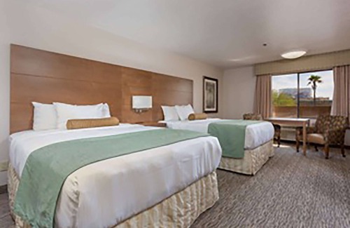 Yuma Hotel | Shilo Inn Hotel & Suites - Yuma