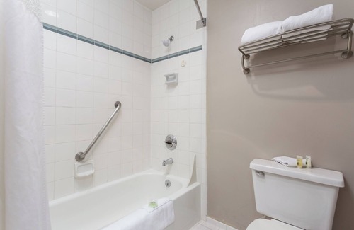 Yuma Hotel | Shilo Inn Hotel & Suites - Yuma