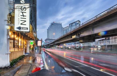 Ratchathewi Hotel | SHIN Hotel Victory Monument