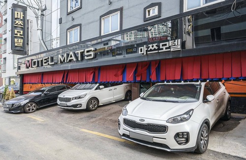 Jamsil-dong Hotel | Shincheon Matsu and 2060
