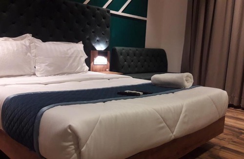 Marol Hotel | Shine Hospitality Palace