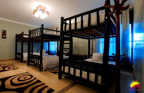 Kampala Hotel | Shine Resort Hotel
