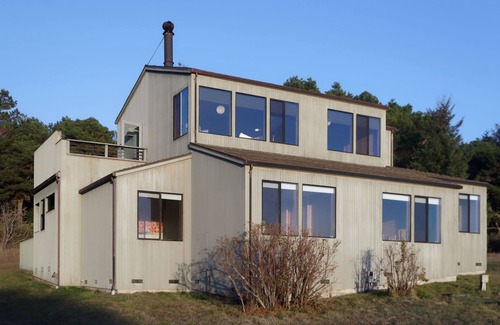 Sea Ranch House | Shining Sea Close to Beach Hot Tub