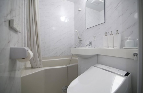 Hyakunincho House | Shinjuku Global Hotel