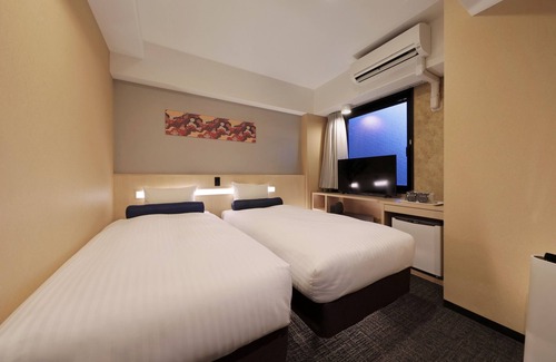 Dotonbori Hotel | Shinsaibashi Higashi Crystal Hotel