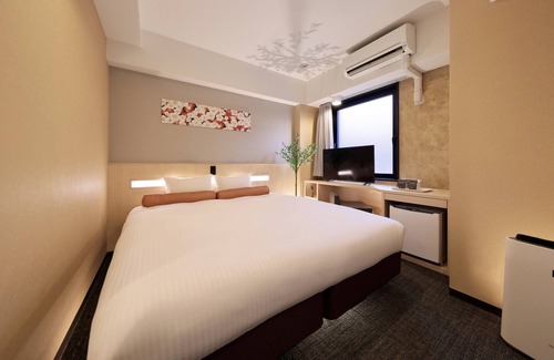 Dotonbori Hotel | Shinsaibashi Higashi Crystal Hotel