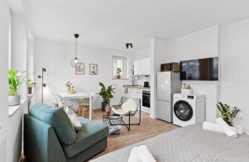 Bielefeld Apartment | SHINY HOMES - Bright & Elegant City Apartment