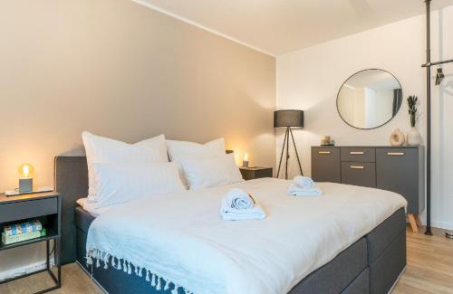 Guetersloh Apartment | SHINY HOMES - City Center with Parking Place