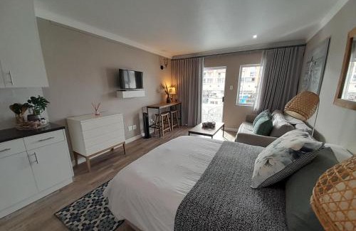 Saint Francis Bay Apartment | ShipsBell 5B