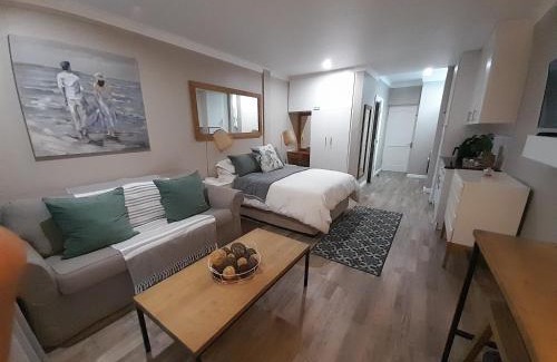 Saint Francis Bay Apartment | ShipsBell 5B
