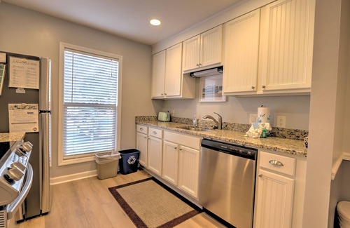 Shipyard Plantation Cottage | Shipyard Cottage - Private Beach & Golf! Pet Friendly! Free beach chairs,towels.
