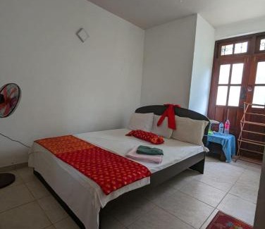 Dehiwala-Mount Lavinia House | Shiranthi Guest House