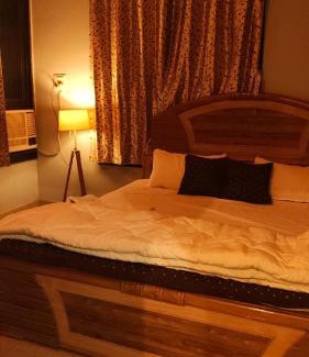 Varanasi Hotel | Shiv Shakti