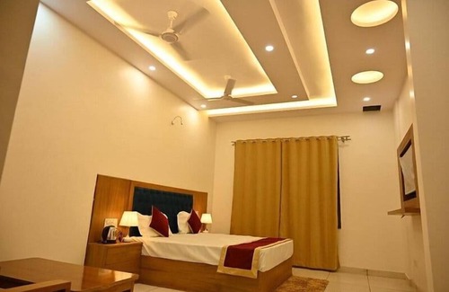 Haldwani Hotel | Shiva Palace by Golden Leaf Hotels