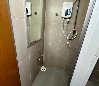 Kampung Sungai Kayu Ara Hotel | Sho Hotel