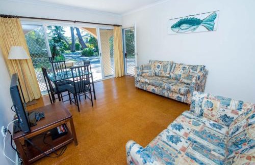 Shoal Bay Apartment | Shoal Bay Avenue Unit 2 7