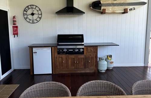 Shoal Bay House | Shoaly House & Shoaly House Cottage-perfect for multiple families or weddings.