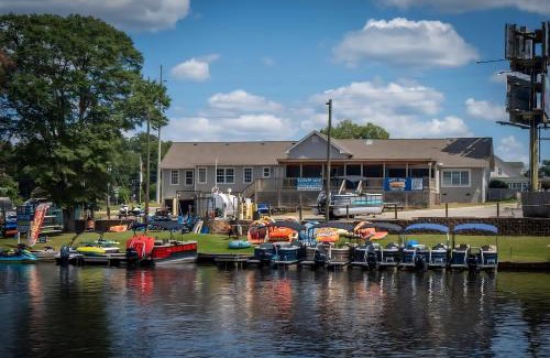 Lake Oconee House | Shoo Fly at Lake Oconee - Lakefront, Kayaks, Games