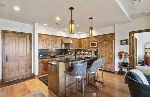 Empire Pass Condo | Shooting Star Lodge at Deer Valley Resort - Three Bedroom Residence #201