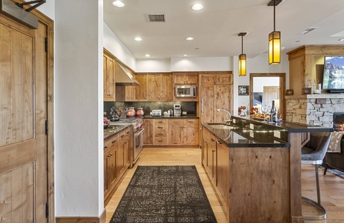 Empire Pass Condo | Shooting Star Lodge at Deer Valley Resort - Three Bedroom Residence #201