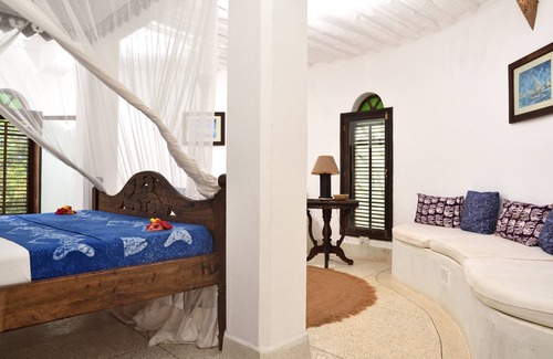 Kiwengwa Hotel | Shooting Star Lodge