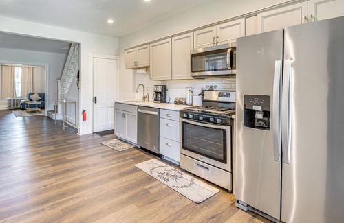 Stroudsburg House | Shop & Dine: Central Stroudsburg Townhome!