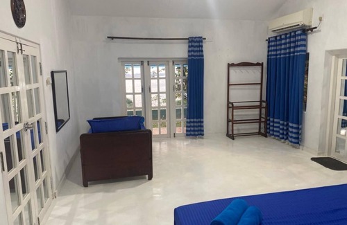 Rumassala Hotel | Shore Beach Villa