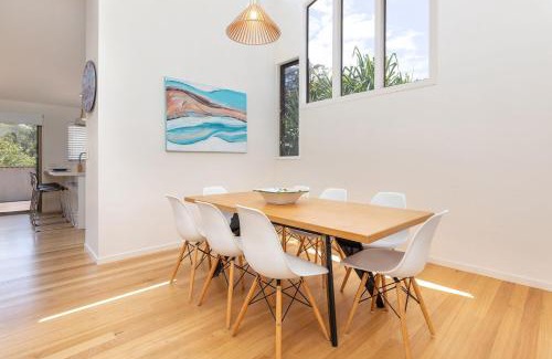 Boomerang Beach House | Shore Beats Work