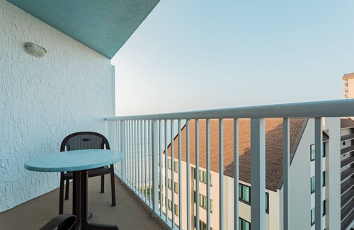 Windy Hill Villa | Shore Crest Vacation Villas I & II, South Carolina, 1 Bedroom Limited Ocean View