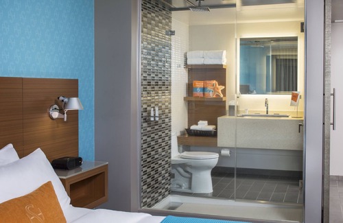 Downtown Hotel | Shore Hotel