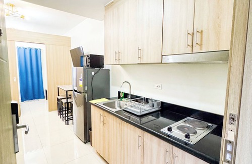Barangay 76 Condo | Shore Residences Tower A/B Main Lobby Entrance