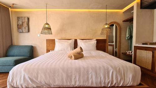 Gili Air Apartment | Shore Thing Gili Air Beachfront Apartment
