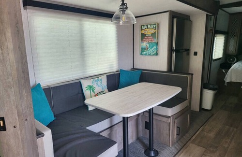 North Topsail Beach House | Shore Thing, Beach/Swimming Pool Campground