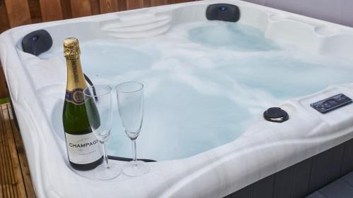 Fort Augustus Apartment | Shoreland Lodges - Holly Lodge