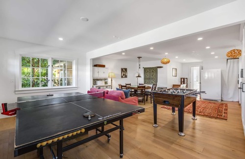 The Mesa House | SHORELINE BLISS - Oceanfront - Private Peninsula - Pet Friendly - Bikes