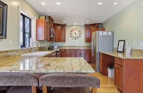 Bass Lake Apartment | Shoreline cabin with lake views & boat slip